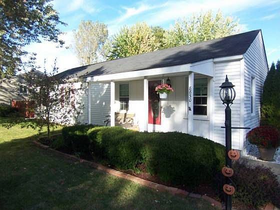 1st image of 8830 Oakview St