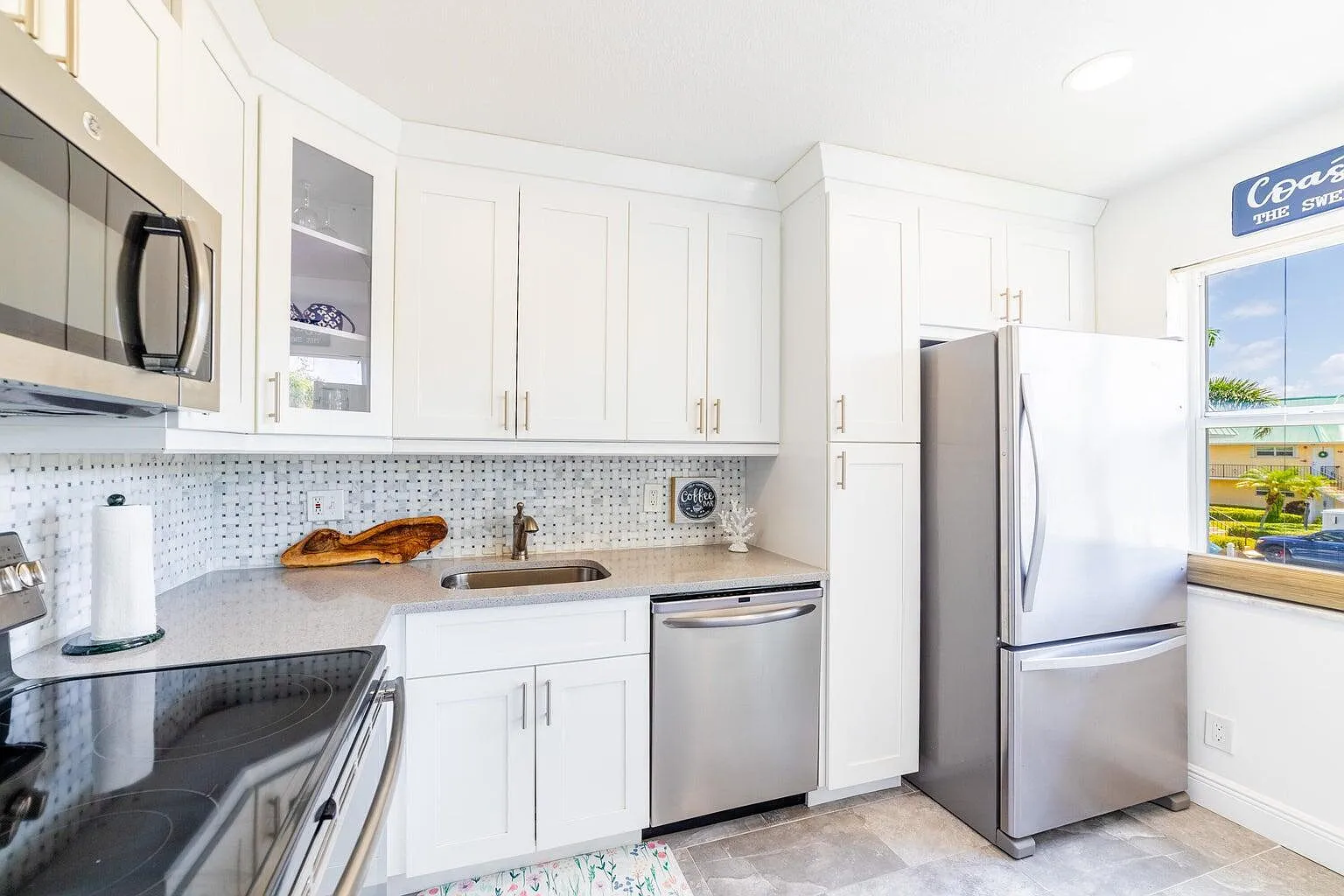 1 bed, 1.5 bath, 950 sqft, $2,200 — Photo 4