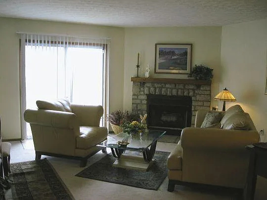 Jefferson Commons Apartments — Photo 5
