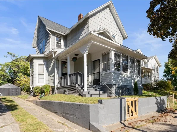 132 Lyndhurst St, Rochester, NY 14605