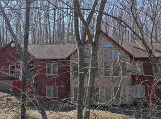 3673 Hawks Rest Rd, Pacific, MO 63069