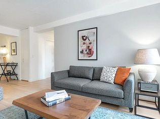 741 9th Ave #2B, New York, NY 10019