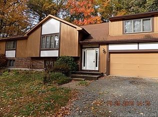 21 Buff Cap Rd, Ellington, CT 06029