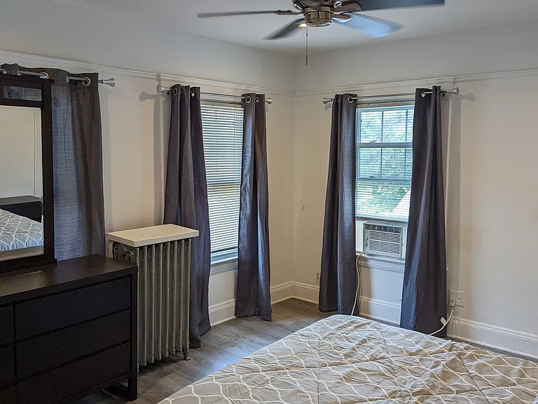 10918 Ashbury Ave — Photo 20