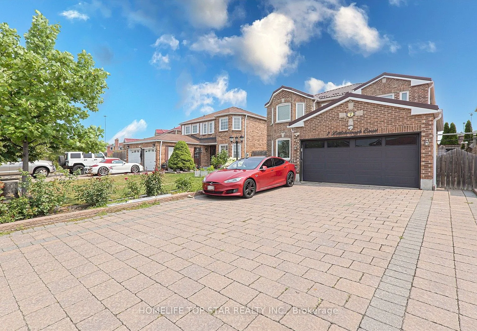 3 bed, $2,150 — Photo 2