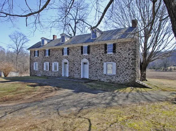 6260 Stoney Hill Rd, New Hope, PA 18938