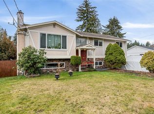 2155 Piercy Ave, Courtenay, BC V9N 3G7