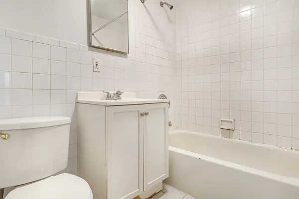 Rented by Creed Realty Group | media 6