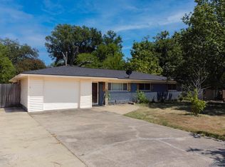 1410 Centenary Dr, Longview, TX 75601