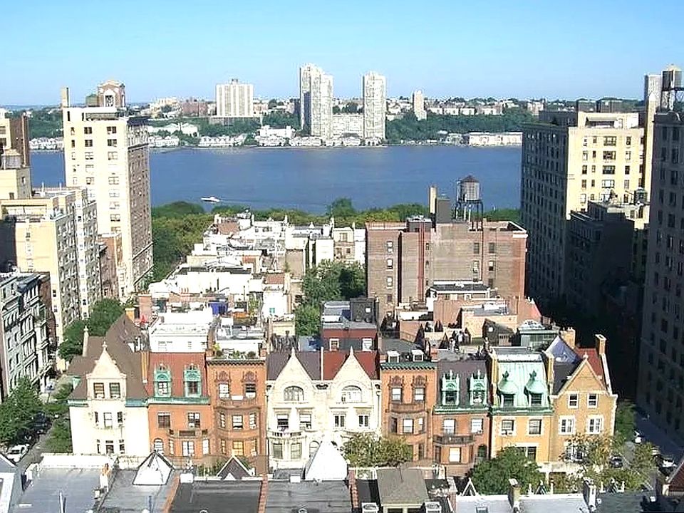 1st image of 235 W 76th St Unit Penthouse 2