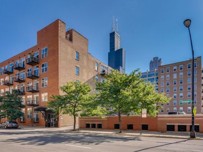 417 S Jefferson St APT 102B, Chicago, IL, 60607