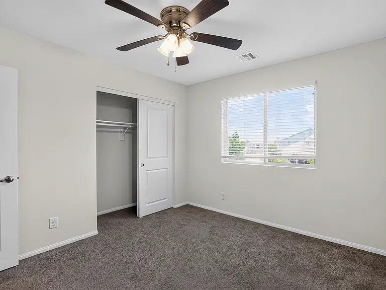 97 Desert Palm Dr — Photo 6
