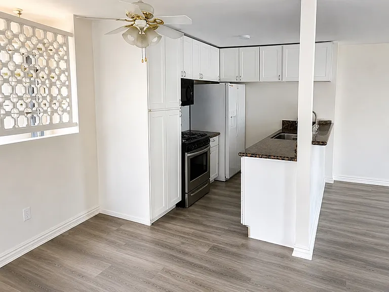 1470 E Wilson Ave #206 — Photo 4