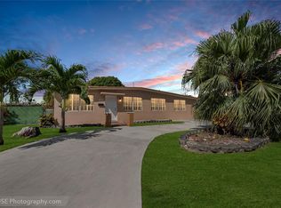 3040 SW 105th Ct, Miami, FL 33165