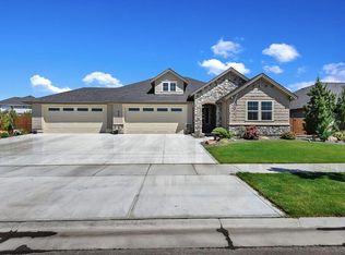 612 S Redonda Way, Star, ID 83669