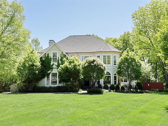 5th image of 2 Phillips Drive