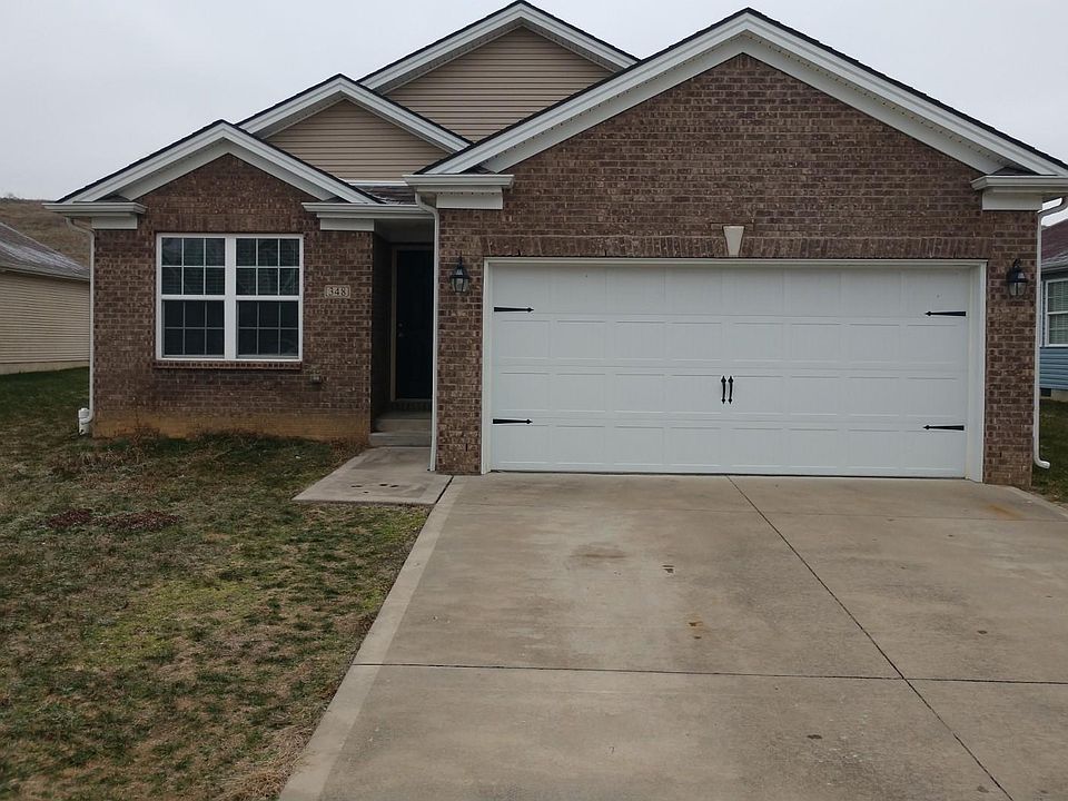 1st image of 348 Oxford Cir