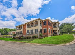 518 Amity Rd APT H3, Hot Springs National Park, AR 71913
