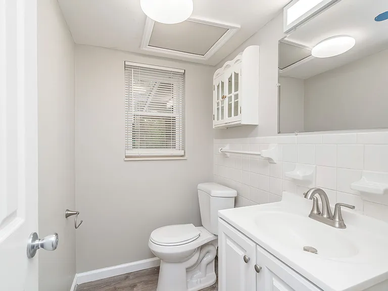 1518 Parkridge Dr #2 — Photo 14