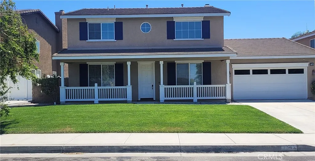 4 bed, 2.5 bath, 2980 sqft, $3,800 — Photo 1