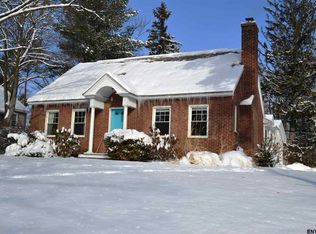 1501 Keyes Ave, Niskayuna, NY 12309