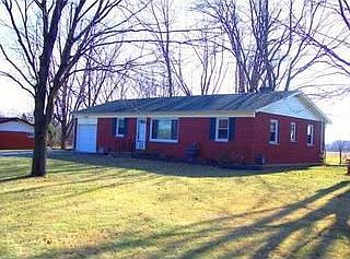 1st image of 160 Floral Acres Dr