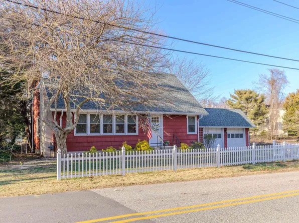601 Seagrove Ave, Cape May Point, NJ 08212