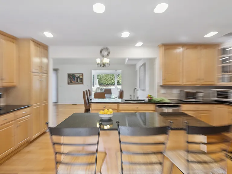 126 Malloy Dr — Photo 8