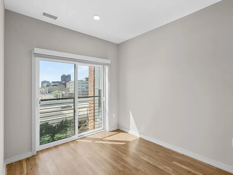The Keystone Apartments — Photo 138