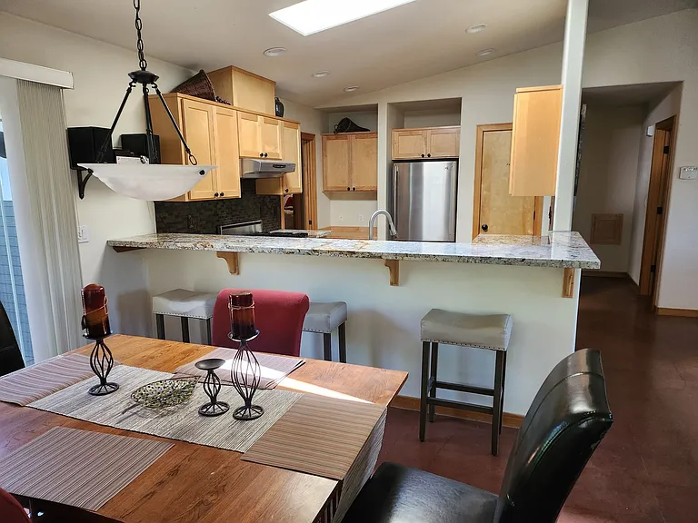 2564 Monterey Pines Dr — Photo 4