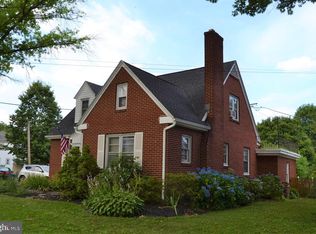 26 Campbelltown Rd, Palmyra, PA 17078