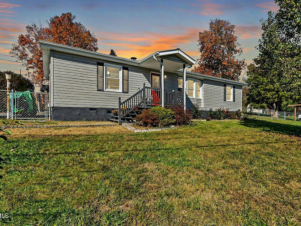 1st image of 300 Derby Dr