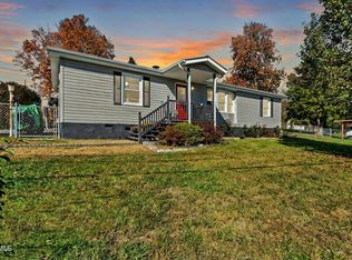 300 Derby Dr, Kingsport, TN 37660