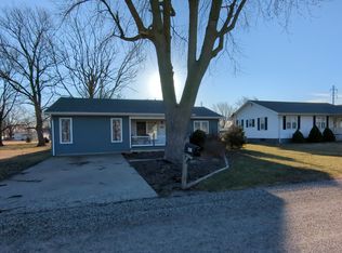 1911 S Washington St, Tilton, IL 61832