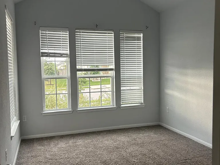 5829 Bianca Dr — Photo 18
