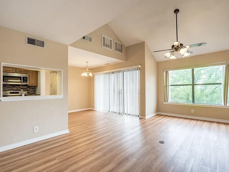 1518 Signal Ridge Pl — Photo 3