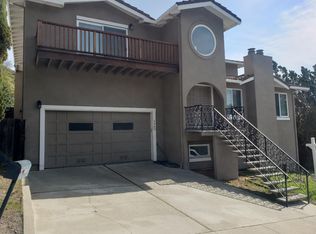 1365 Crestview Dr, San Carlos, CA 94070