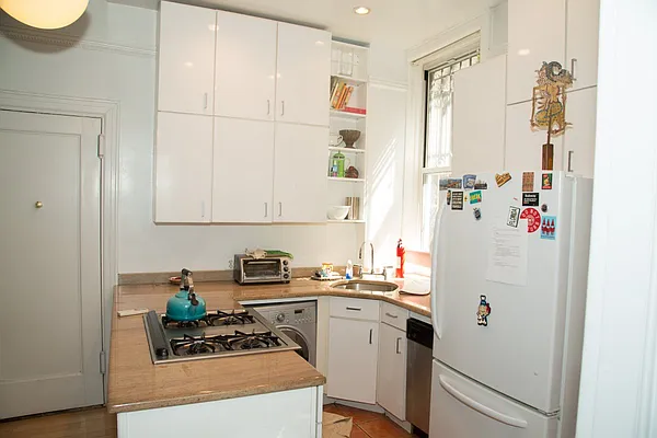 Rented by Citi Habitats | media 39