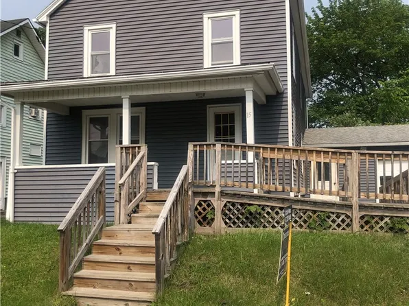15 8th St, Oneonta, NY 13820