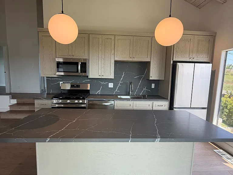683 Marine View Ave #2 — Photo 7