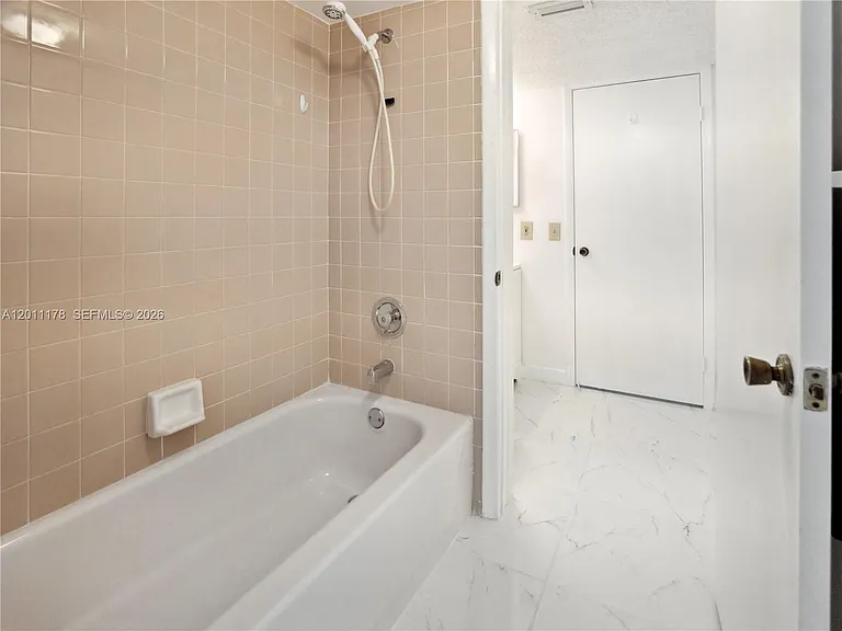 1151 N Liberty Ave #1151F — Photo 18
