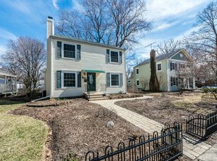 1228 S 4th St, St Charles, IL