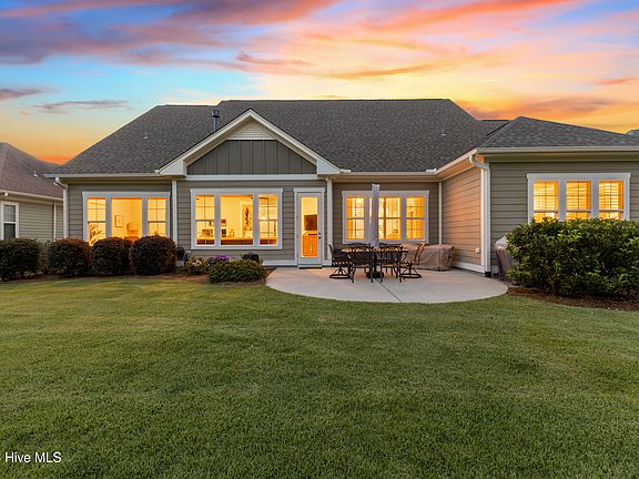 5th image of 5094 Stoney Point Drive