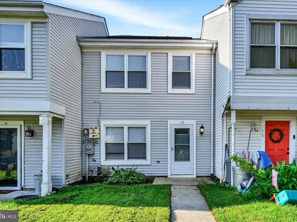 13 Ute Ct, Middle River, MD 21220