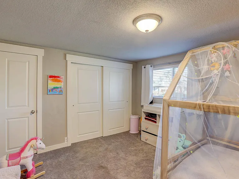 2085 Fenton St — Photo 6
