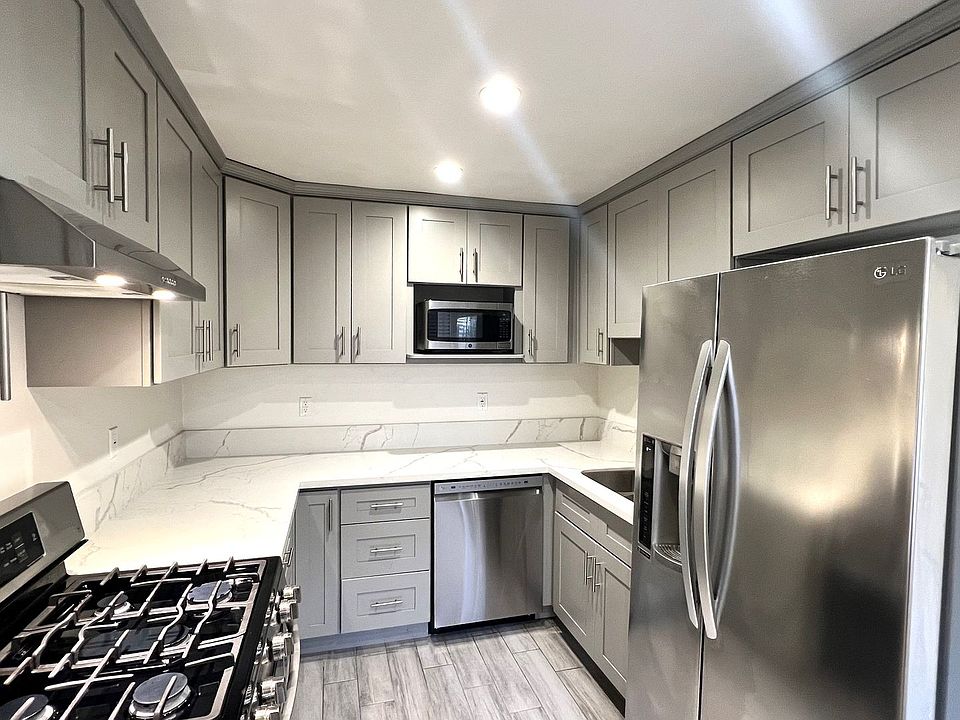 1st image of 233 Mira Mar Ave #5