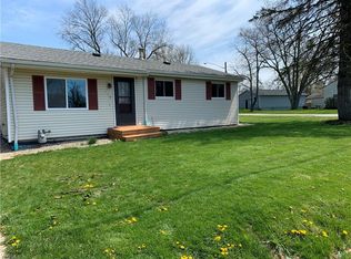 178 Brookshore Dr, Chippewa Lake, OH 44215