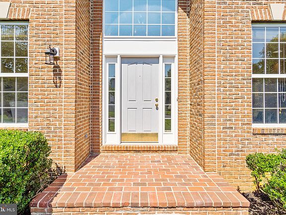 2nd image of 5302 Poplar Valley Ct