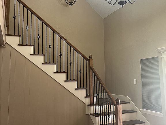 3rd image of 8306 S Joshua Ave