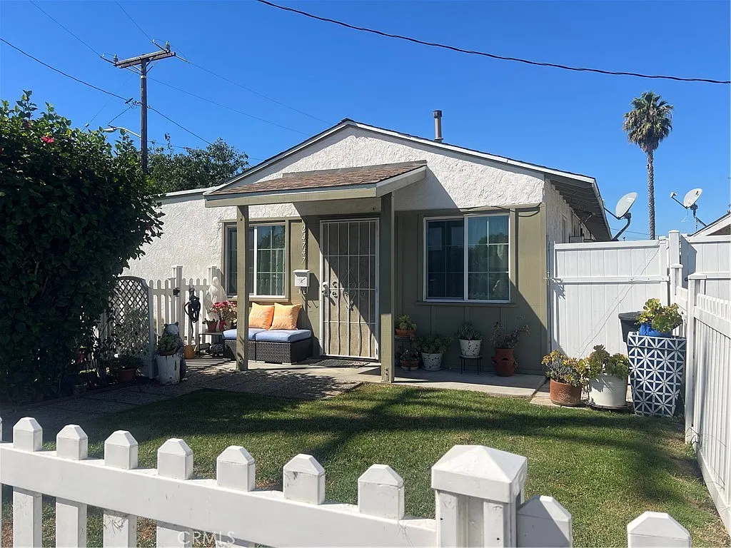 2 bed, 800 sqft, $2,800 — Photo 3